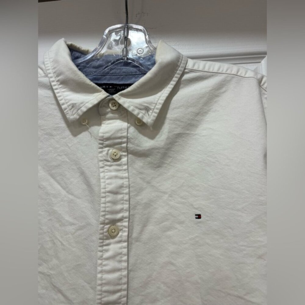 Tommy Hilfiger Men's Brushed Cotton White Button Shirt Long Sleeve Casual wear - Picture 3 of 6